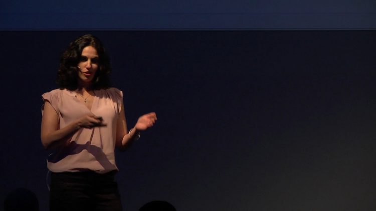 "הכה את המומחה" – Case Studies בשיתוף הקהל