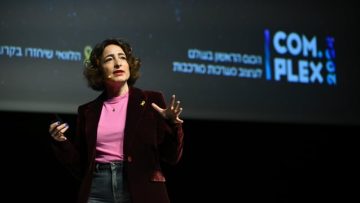 ממוצר לשיחות: איך הפכתי להיות מעצבת תקשורת